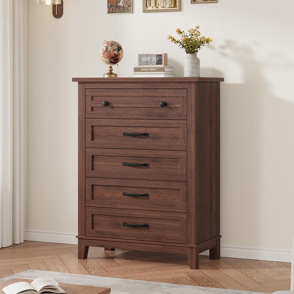 Modern Bedroom Dresser with Spacious Storage
