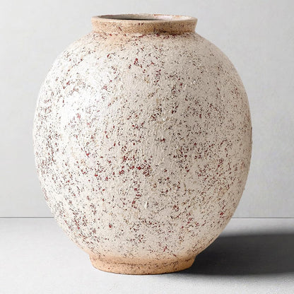 Minimalist Ceramic Vase with Rustic Farmhouse Style
