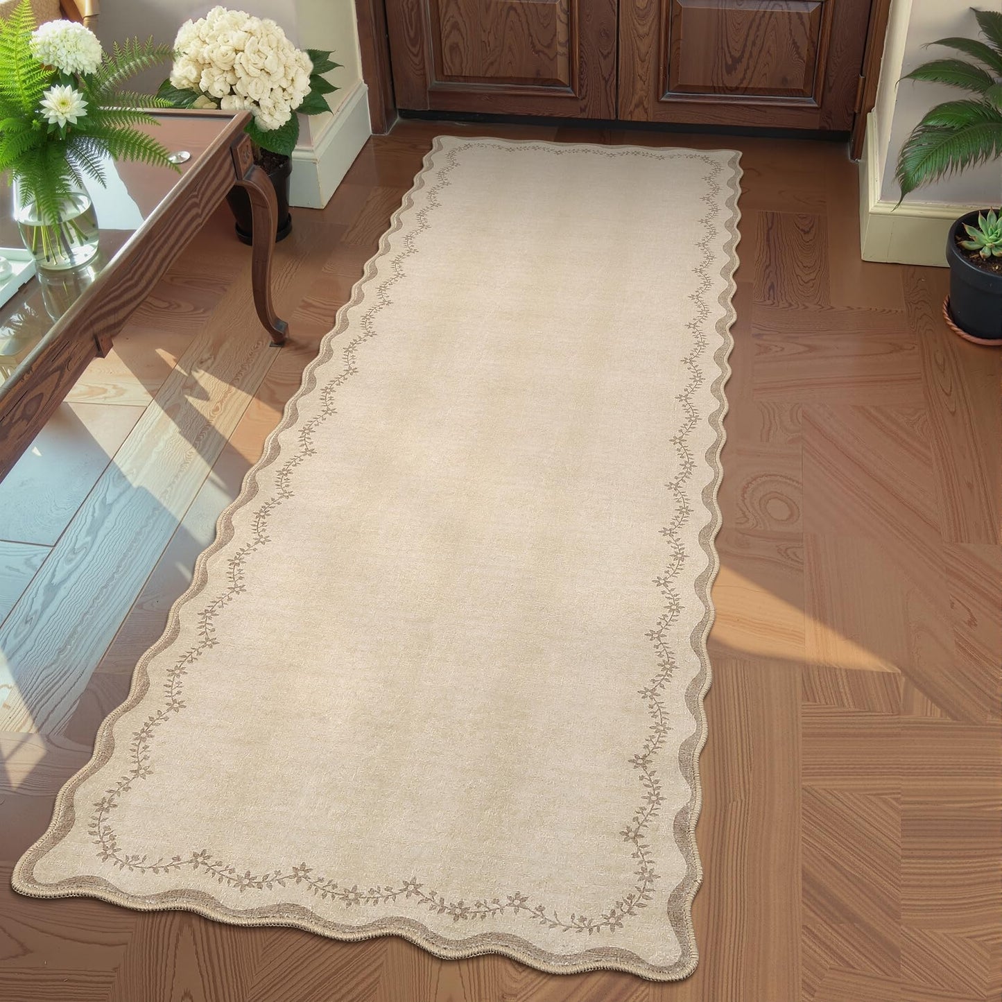 Scalloped Washable Area Rug with Non-Slip Backing