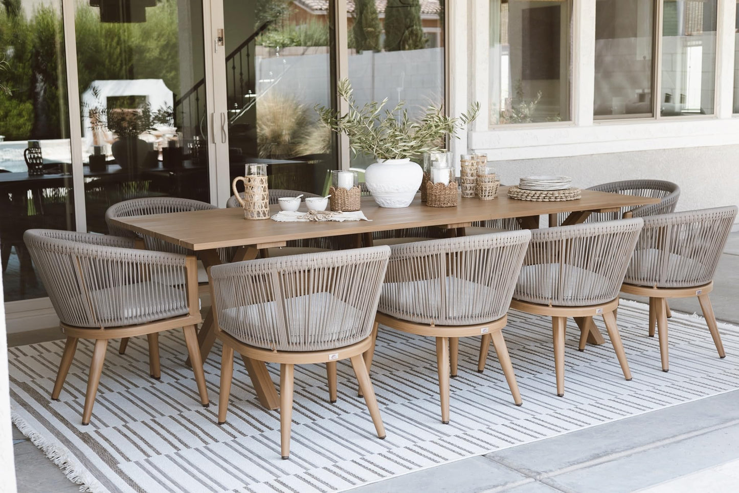 Portland Outdoor Dining Set with Modern Design