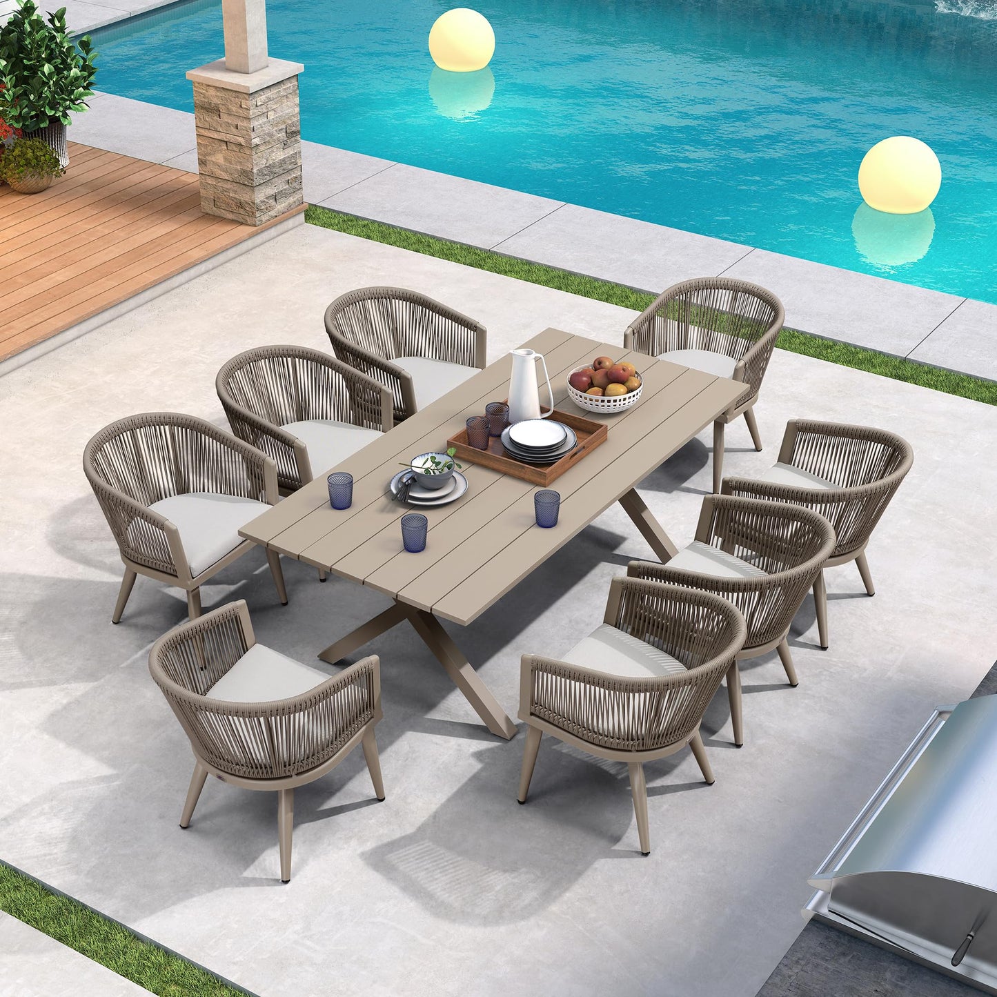 Portland Outdoor Dining Set with Modern Design